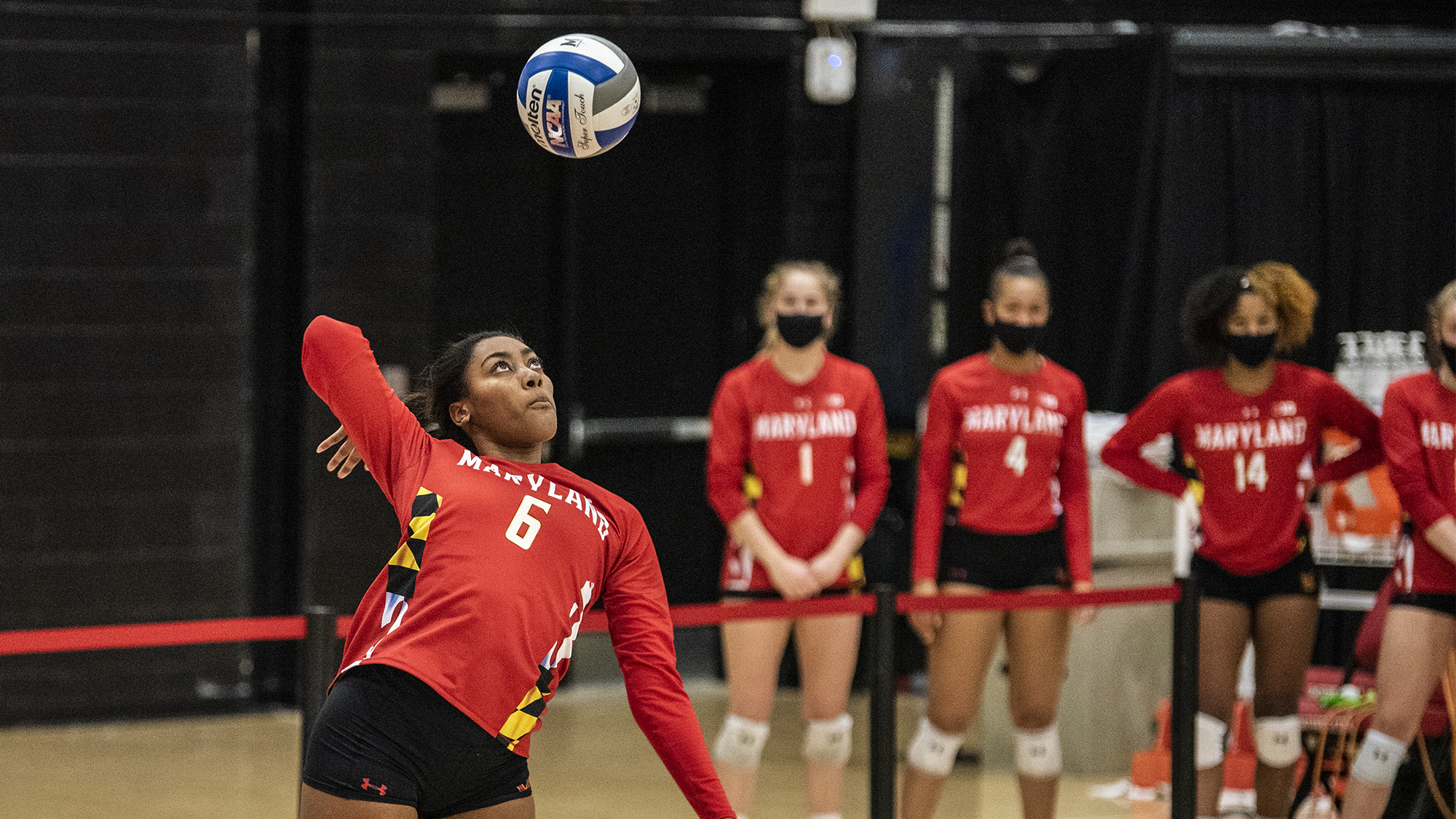 Maryland volleyball froze in big moments against Illinois