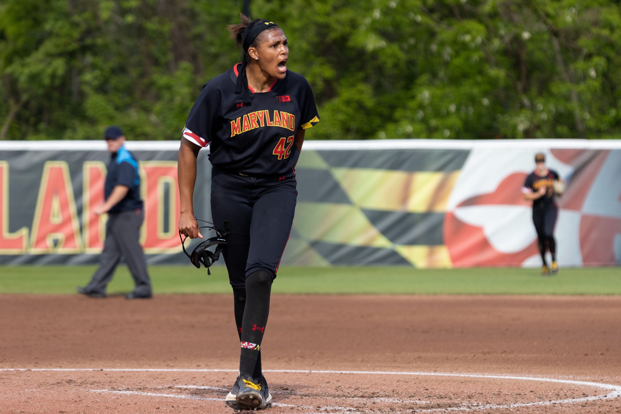Maryland softball splits doubleheader with Wisconsin to start pivotal