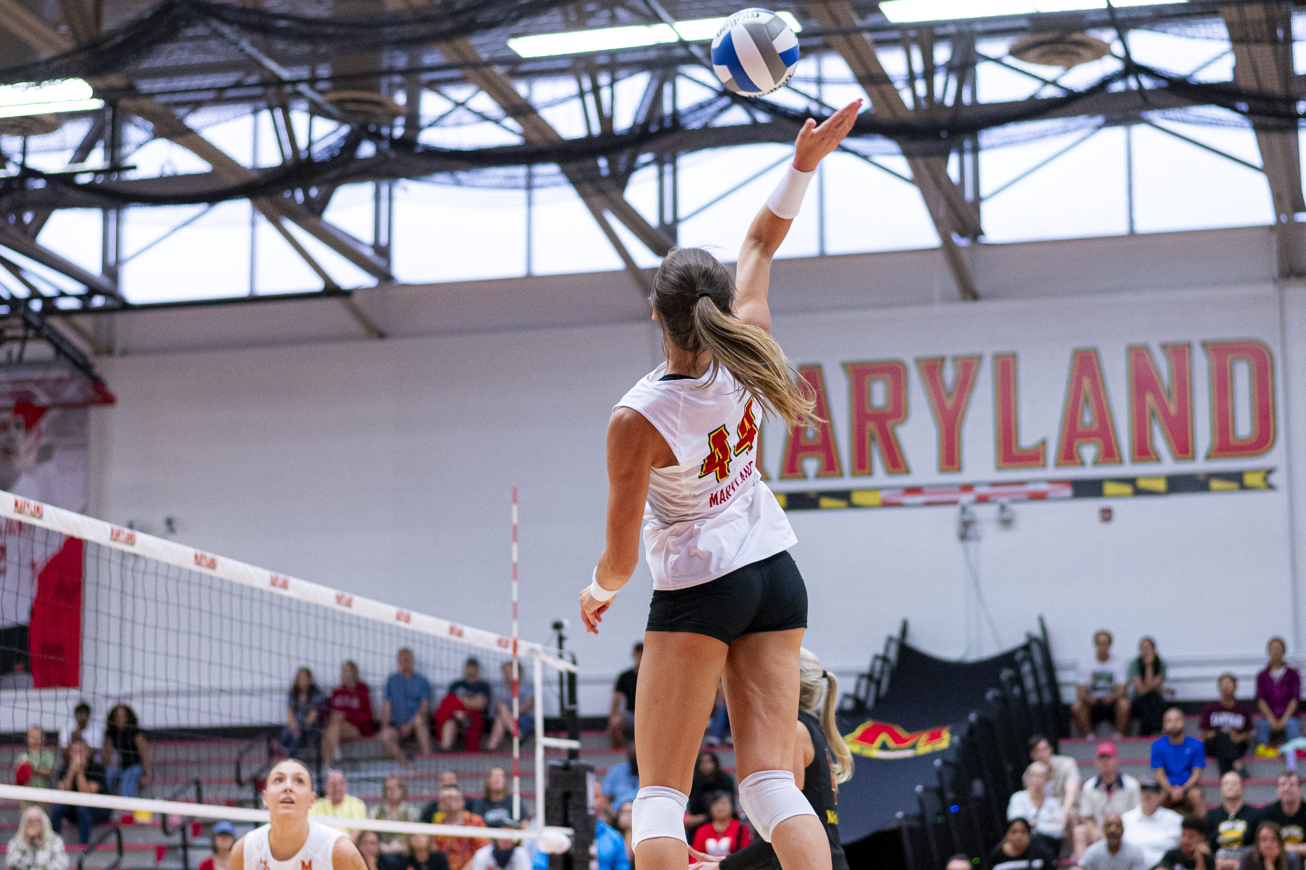 Maryland volleyball beats UMBC, wins third consecutive game in straight