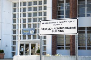 El Consejo del Condado de Prince George aprueba resolución para auditar la respuesta a sobredosis en las escuelas